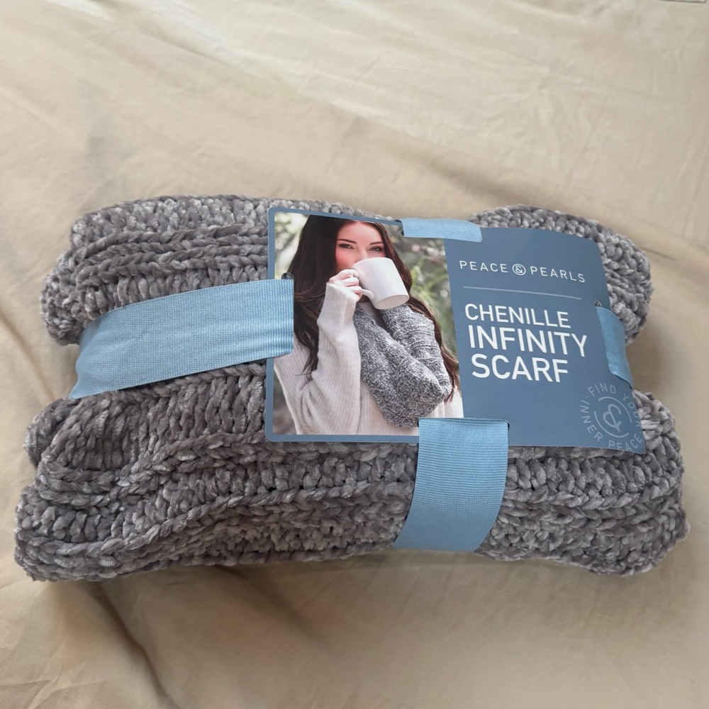 Cozy Gray Knit Infinity Scarf